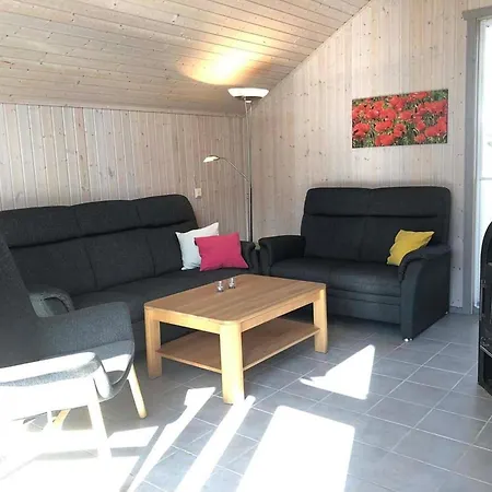 Holiday home Mirow In *